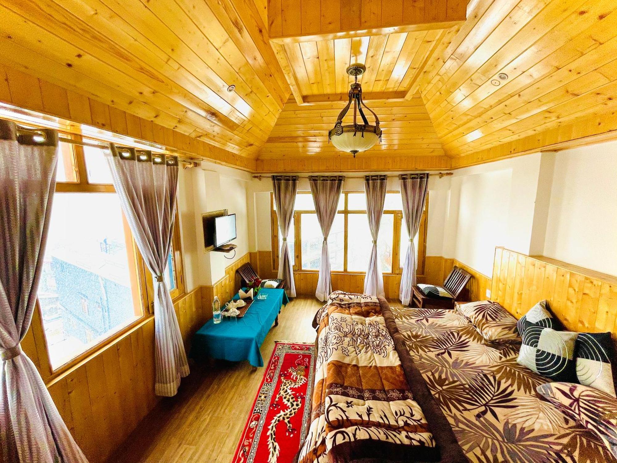 La Voglia-Old Manali Hostel Buitenkant foto